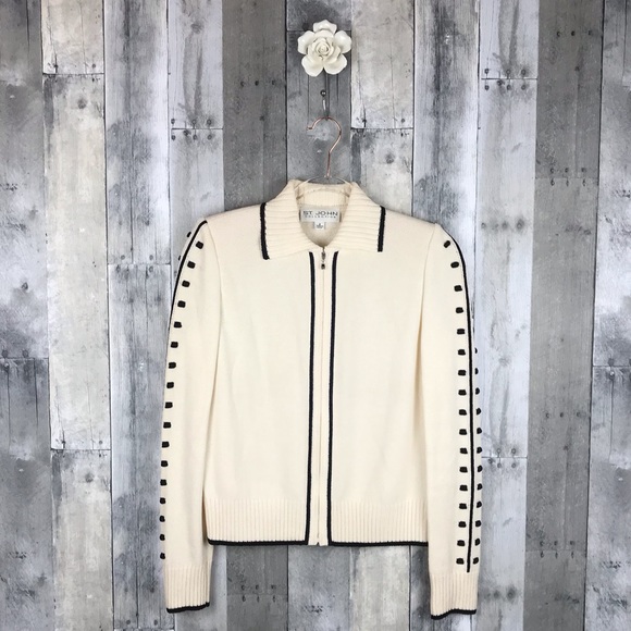 St. John Sweaters - St. John Santana Knit Cream/Black Jacket Sz 2 EUC